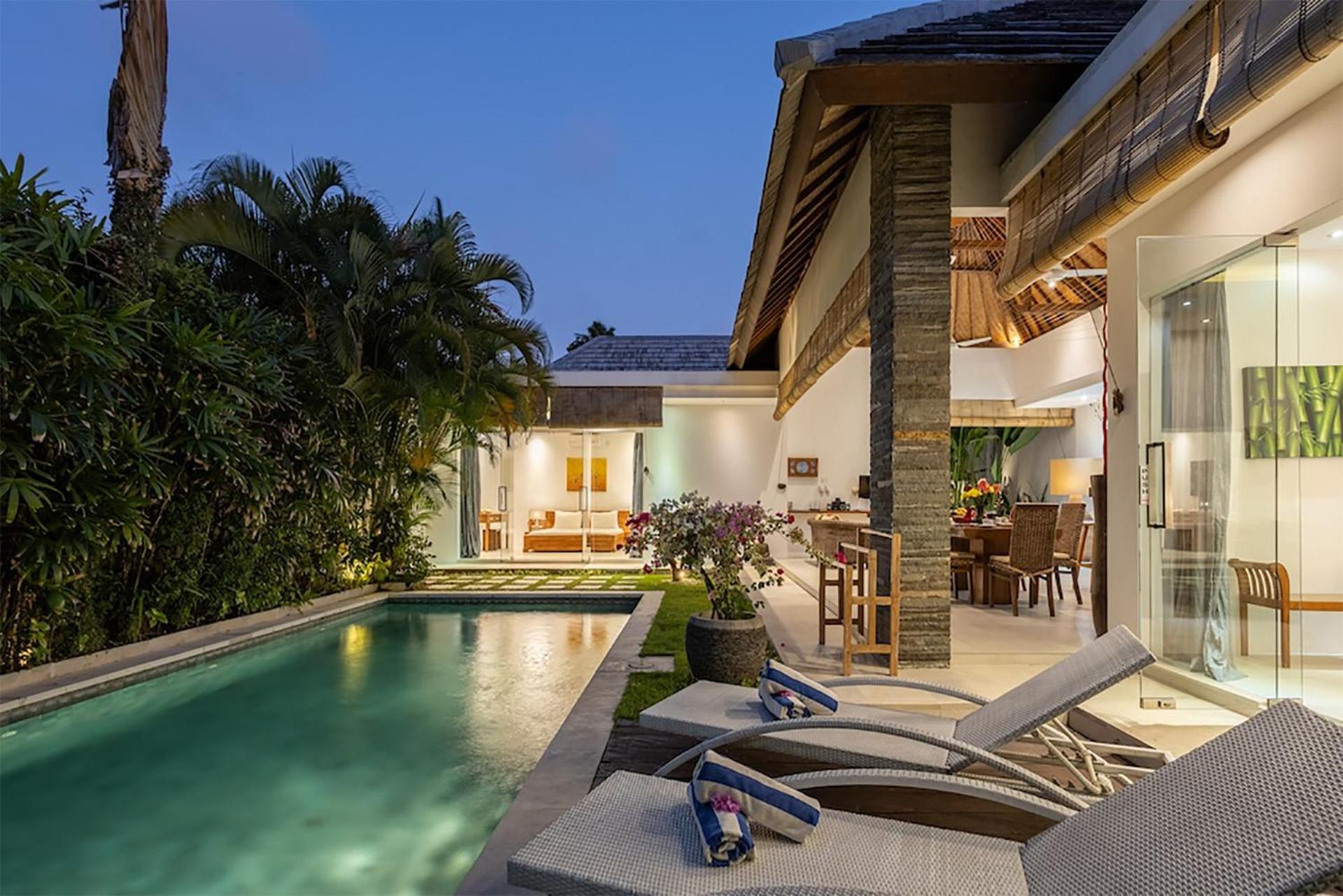Villa Lotus By Optimum Bali Villas Seminyak  Exterior photo