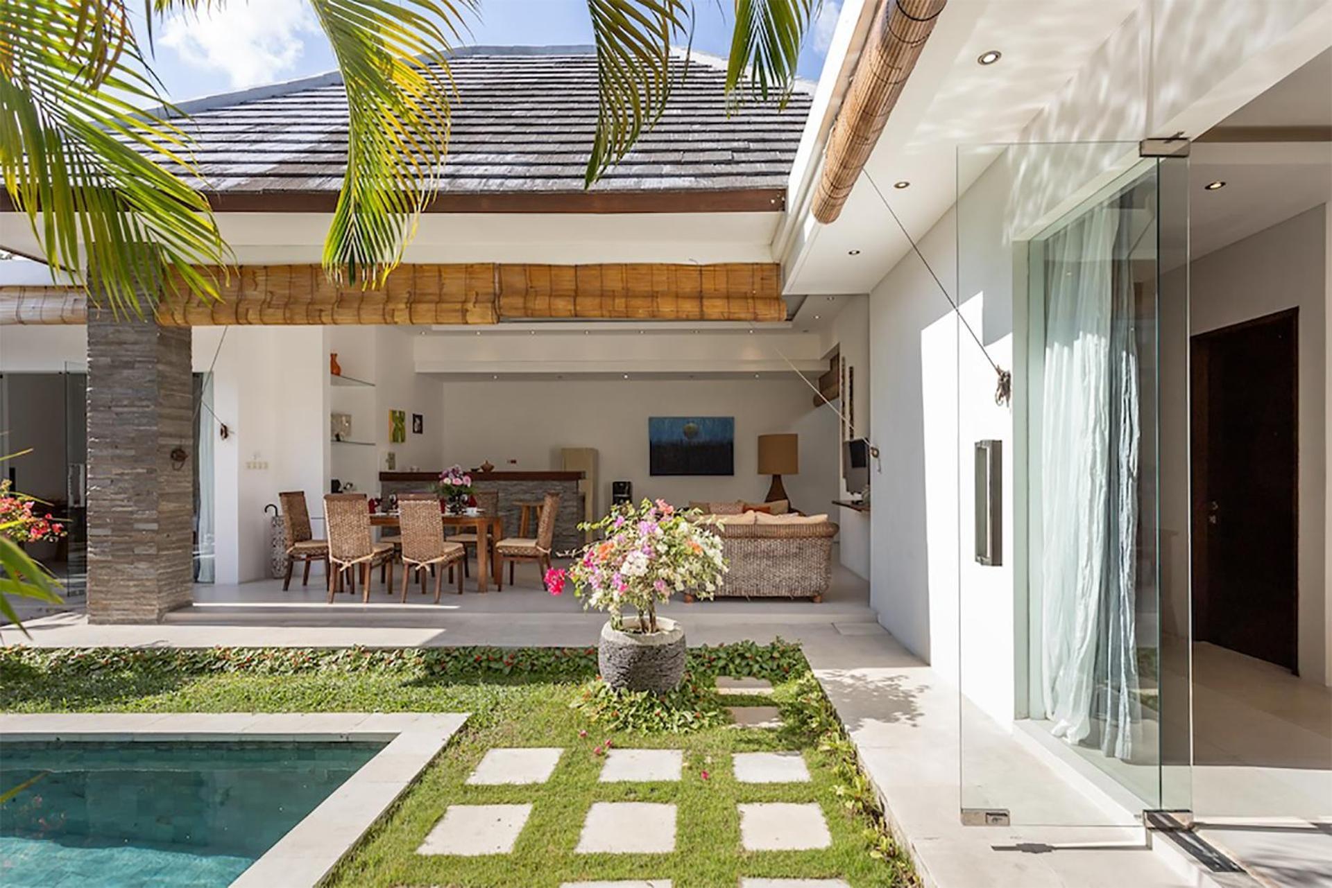 Villa Lotus By Optimum Bali Villas Seminyak  Exterior photo