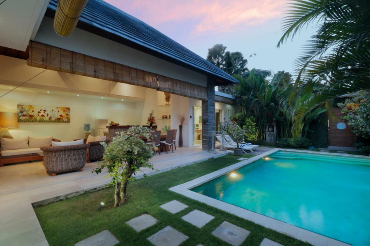 Villa Lotus By Optimum Bali Villas Seminyak  Exterior photo